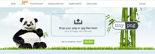 ブラウザで動作する画像軽量化ツール、TinyPNGのウェブサイトの画面